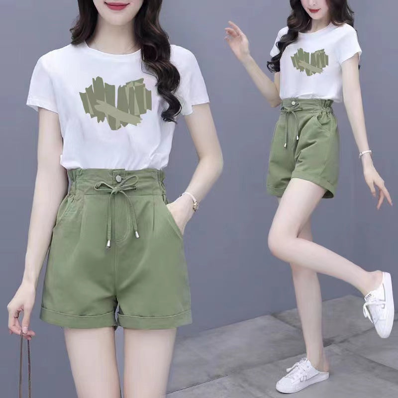 2023 New Summer Women's Sports Suit: Casual, Stylish, Trendy, and Airy Two-Piece Set with Short-sleeved Top and Shorts